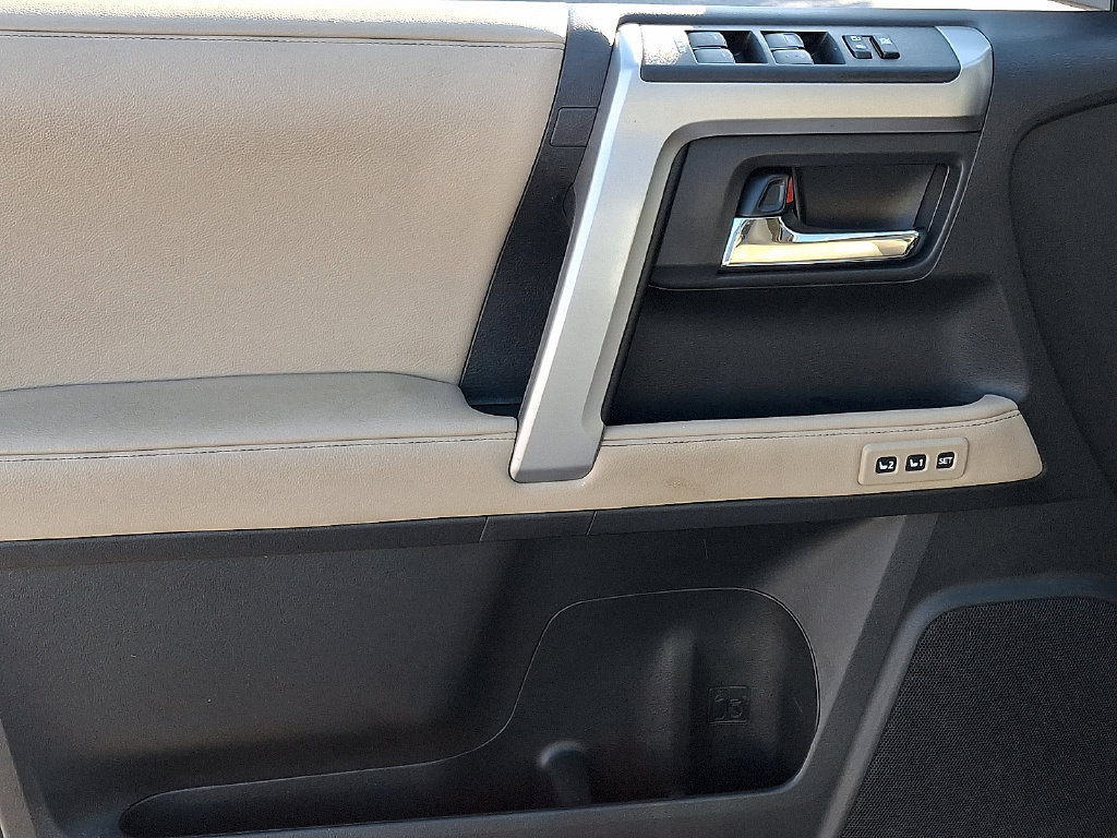 Used 2022 Toyota 4Runner Limited AWD/4WD image 14