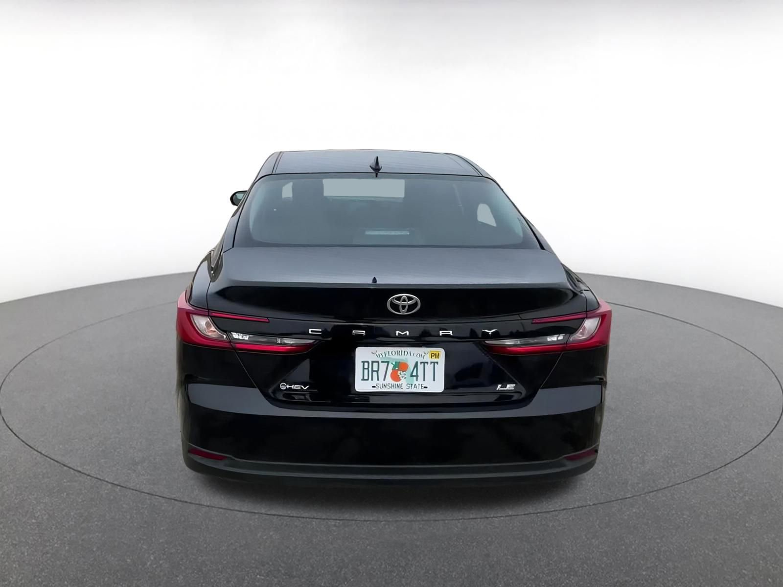 Used 2025 Toyota Camry LE image 12