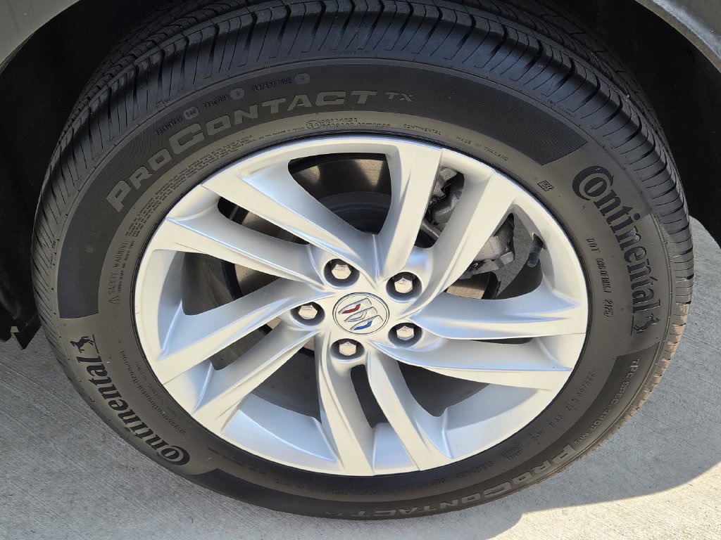 Used 2026 Buick Envista Preferred FWD image 42
