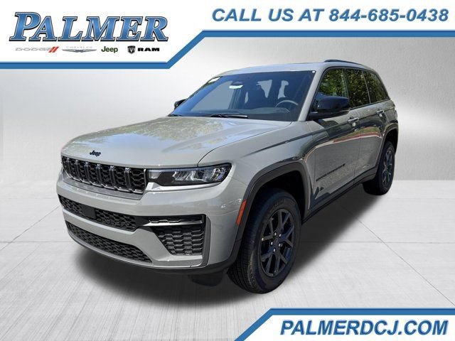 New 2027 Jeep Grand Cherokee Altitude RWD image 1