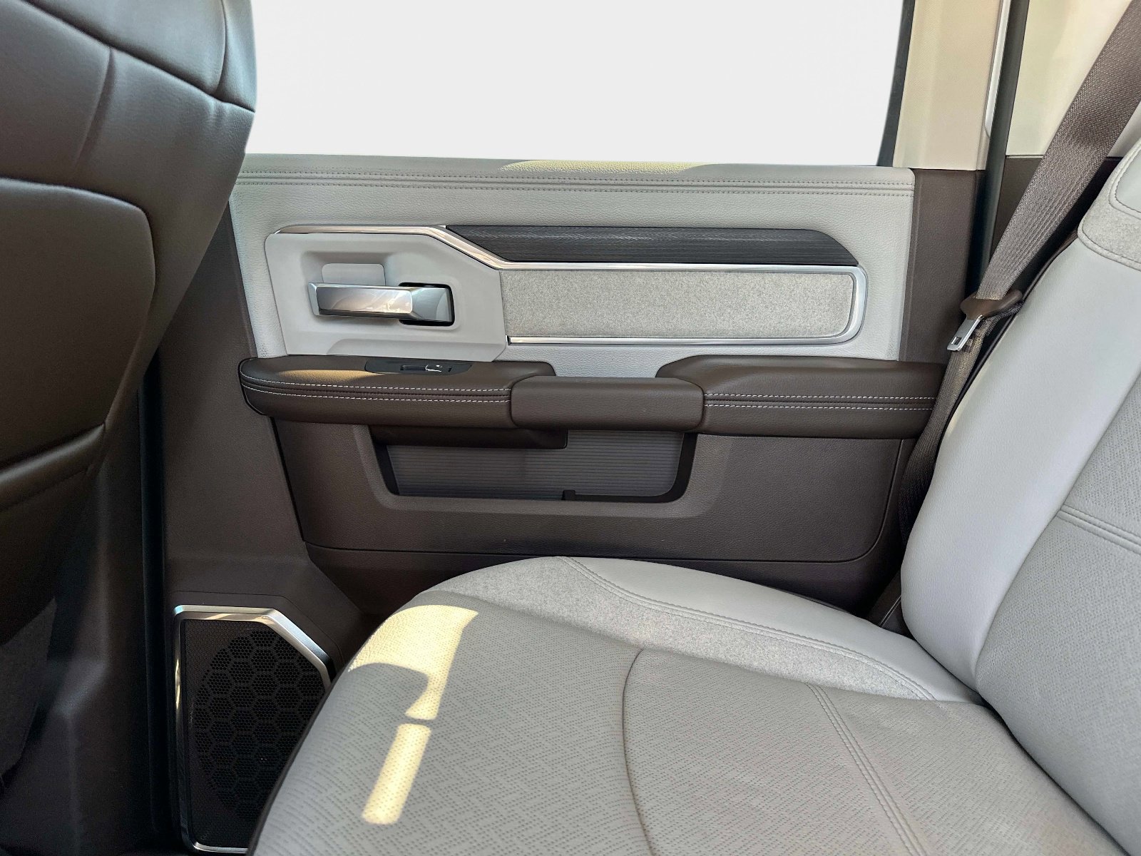 New 2026 RAM 3500 Laramie image 15