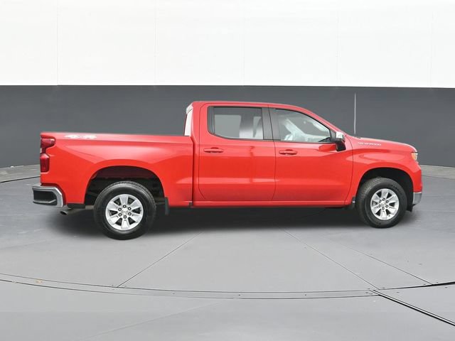 Used 2025 Chevrolet Silverado 1500 LT AWD/4WD image 16