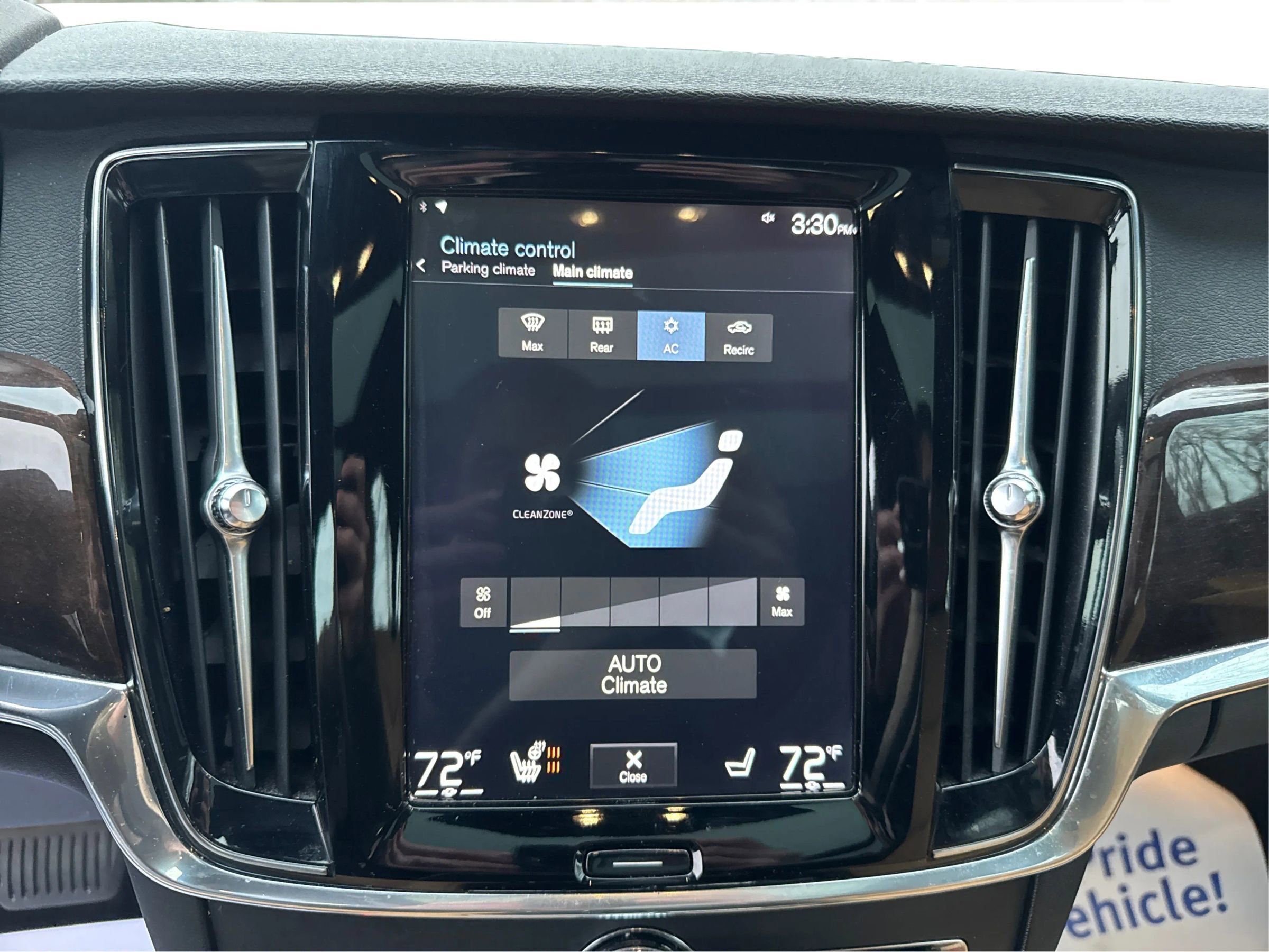 Used 2019 Volvo S90 T6 Momentum image 29