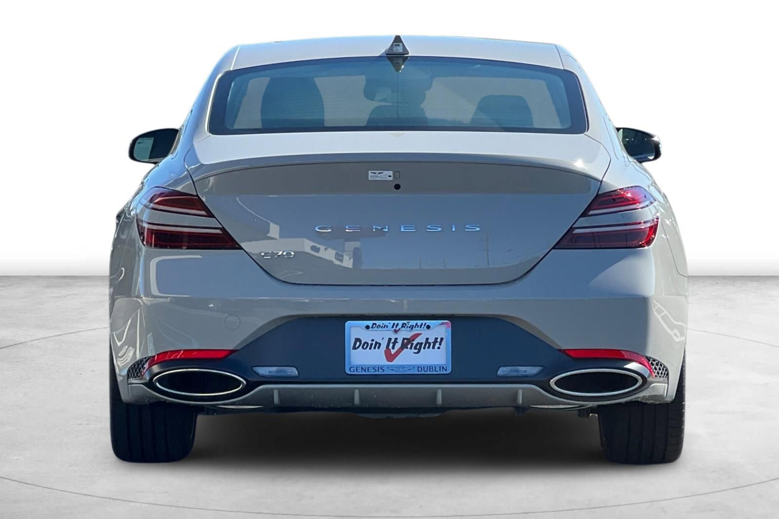 Used 2026 Genesis G70 2.5T image 6