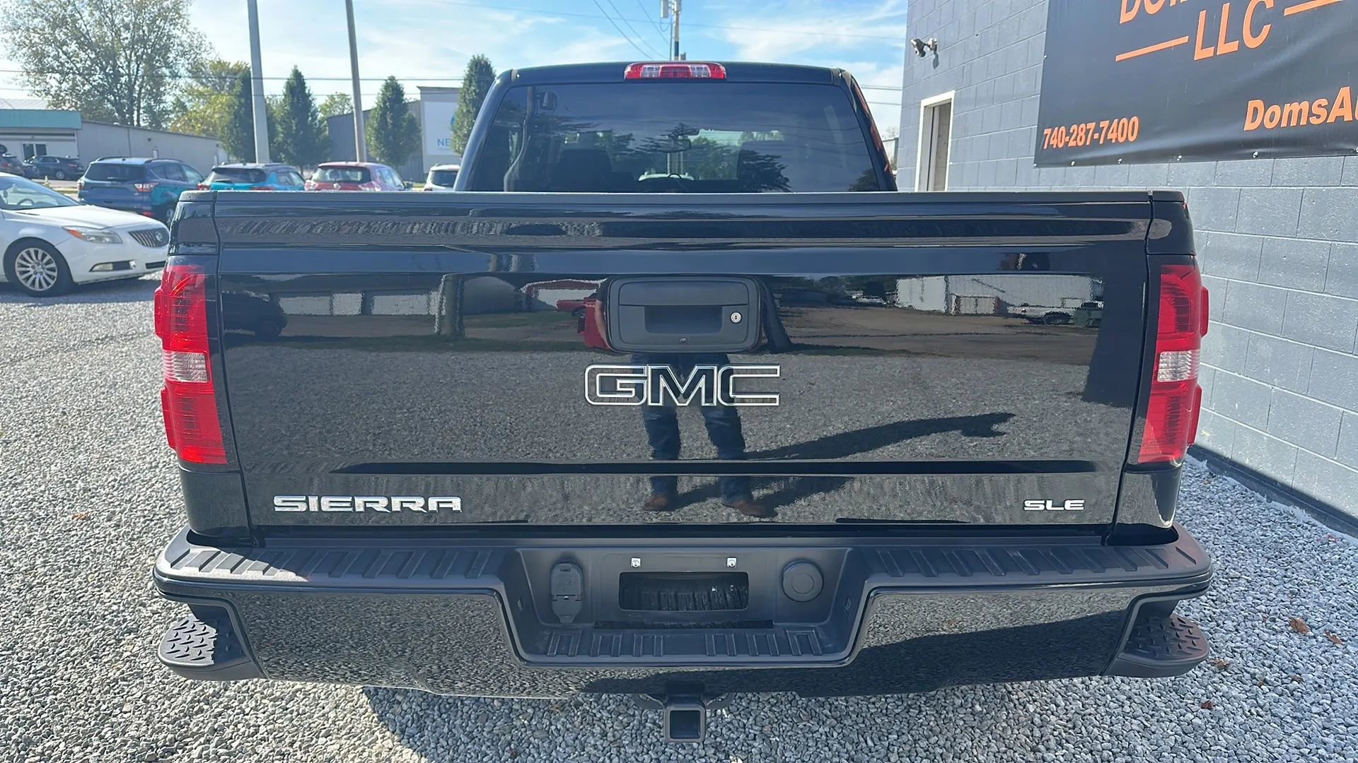 Used 2017 GMC Sierra 1500 SLE w/ SLE Value Package image 4