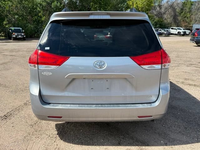 Used 2014 Toyota Sienna LE FWD image 5