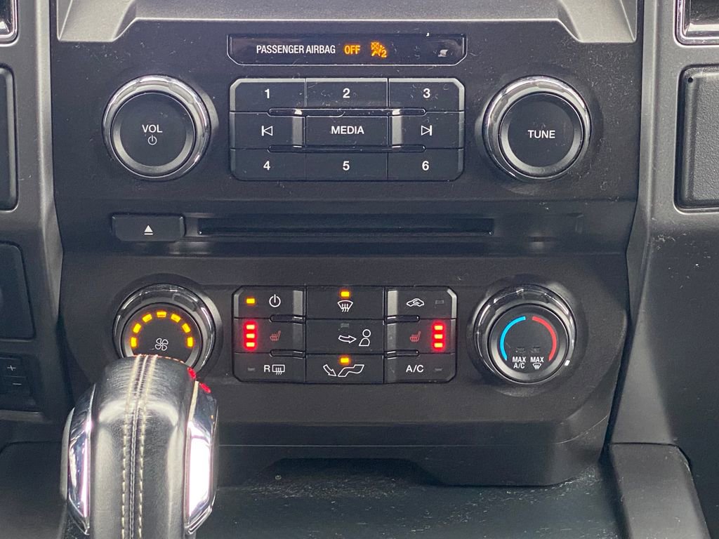 Used 2018 Ford F150 XLT w/ Equipment Group 302A Luxury AWD/4WD image 24