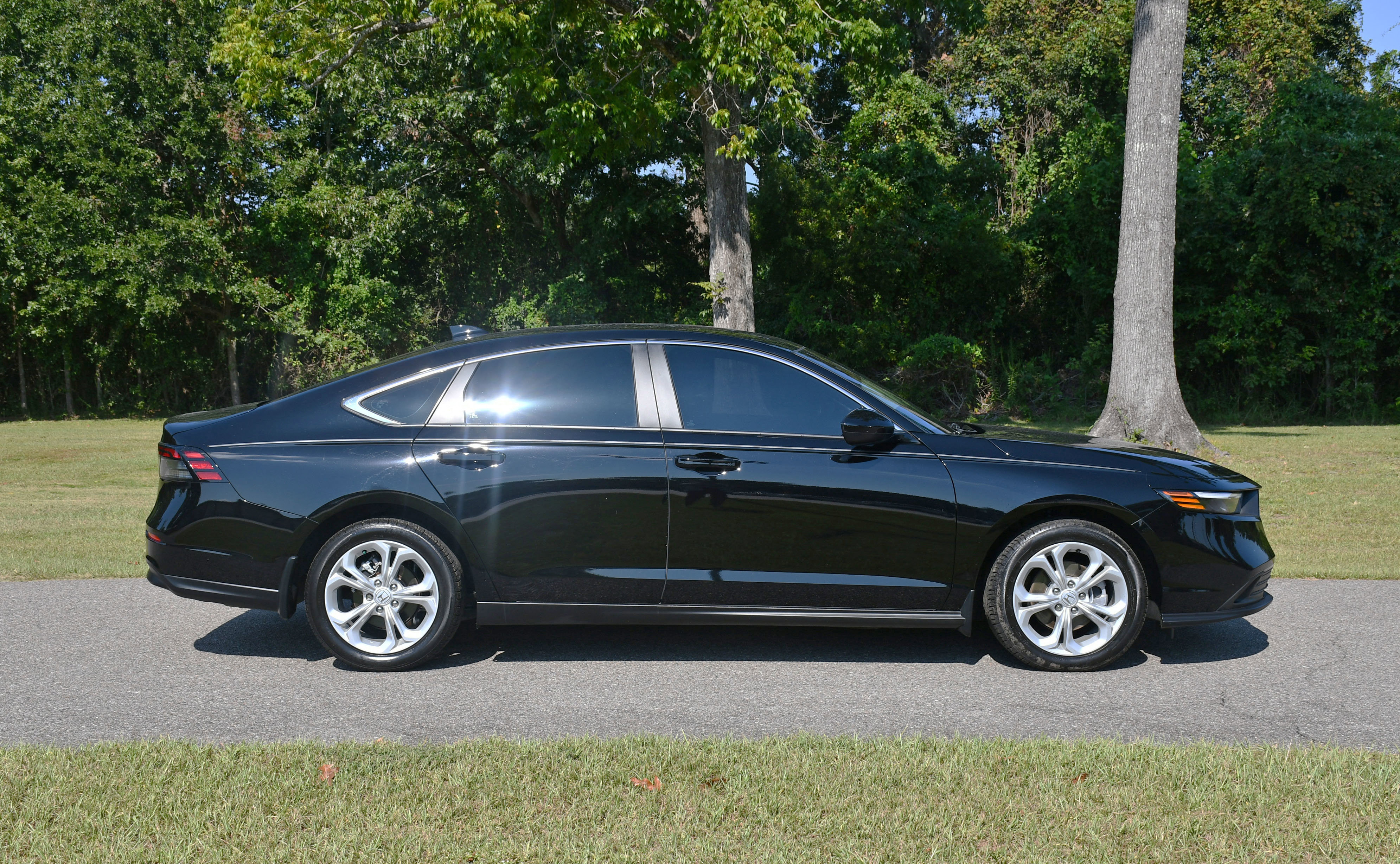 Certified 2024 Honda Accord LX image 5