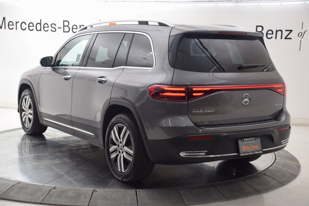 Used 2024 Mercedes-Benz EQB 300 4MATIC image 4