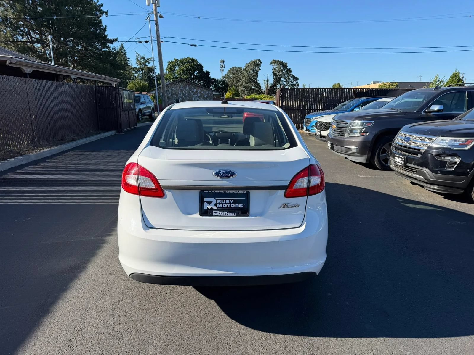 Used 2012 Ford Fiesta S FWD image 5