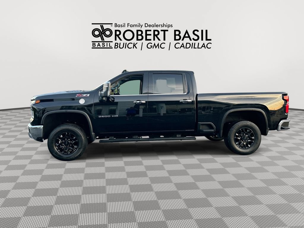 Used 2024 Chevrolet Silverado 2500 LTZ w/ LTZ Convenience Package AWD/4WD image 5