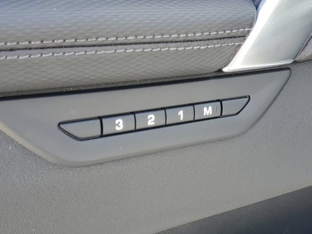 Certified 2025 Land Rover Discovery Sport Dynamic SE AWD/4WD image 25