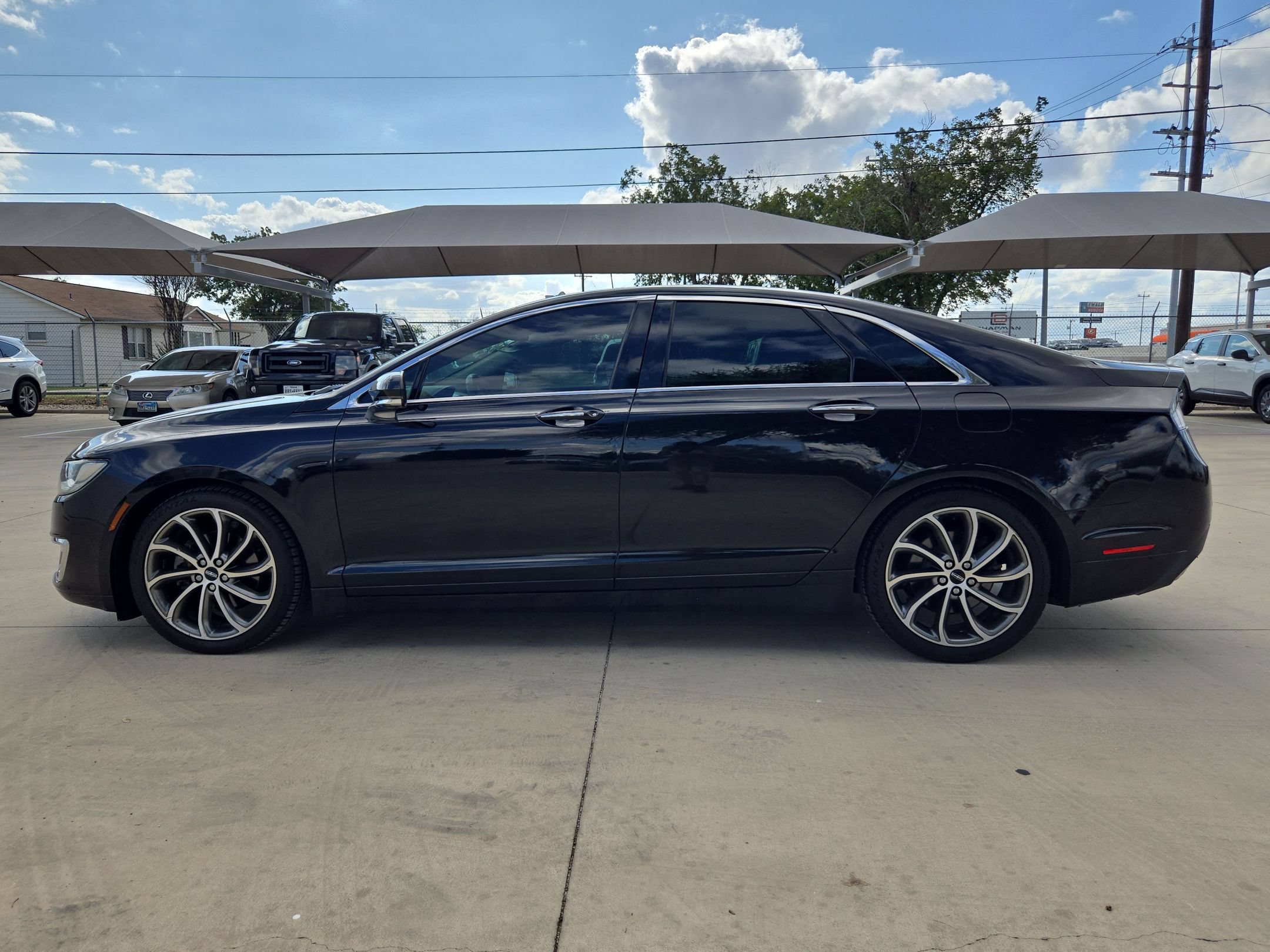 Used 2019 Lincoln MKZ Reserve w/ Reserve Plus Package AWD/4WD image 6
