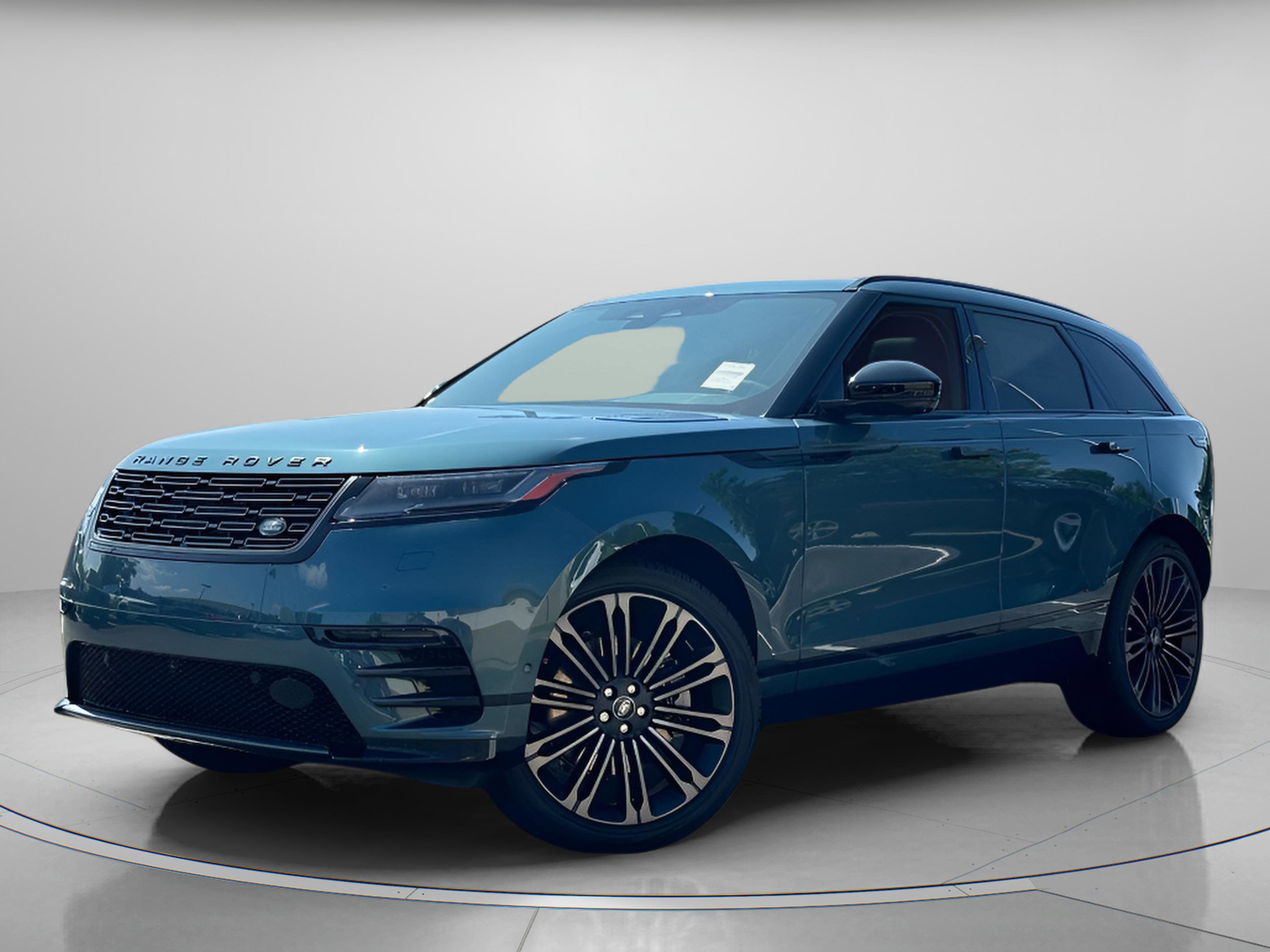 Used 2026 Land Rover Range Rover Velar Dynamic SE image 1