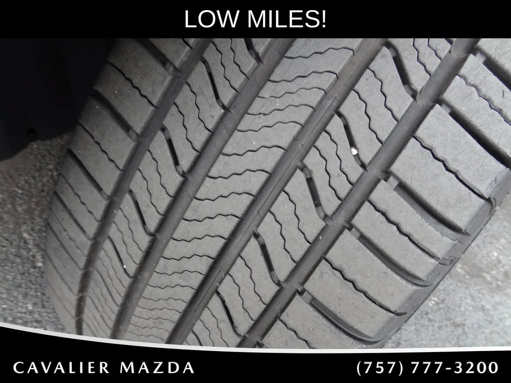 Used 2017 Ford Escape SE FWD image 33