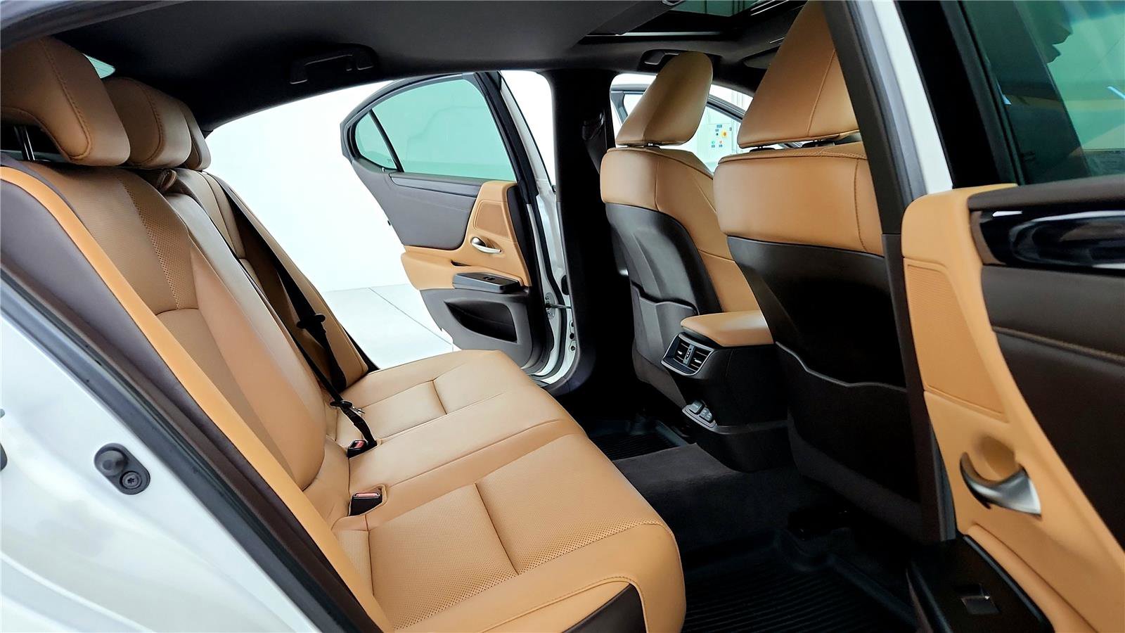 Used 2021 Lexus ES 250 w/ Premium Package AWD/4WD image 14