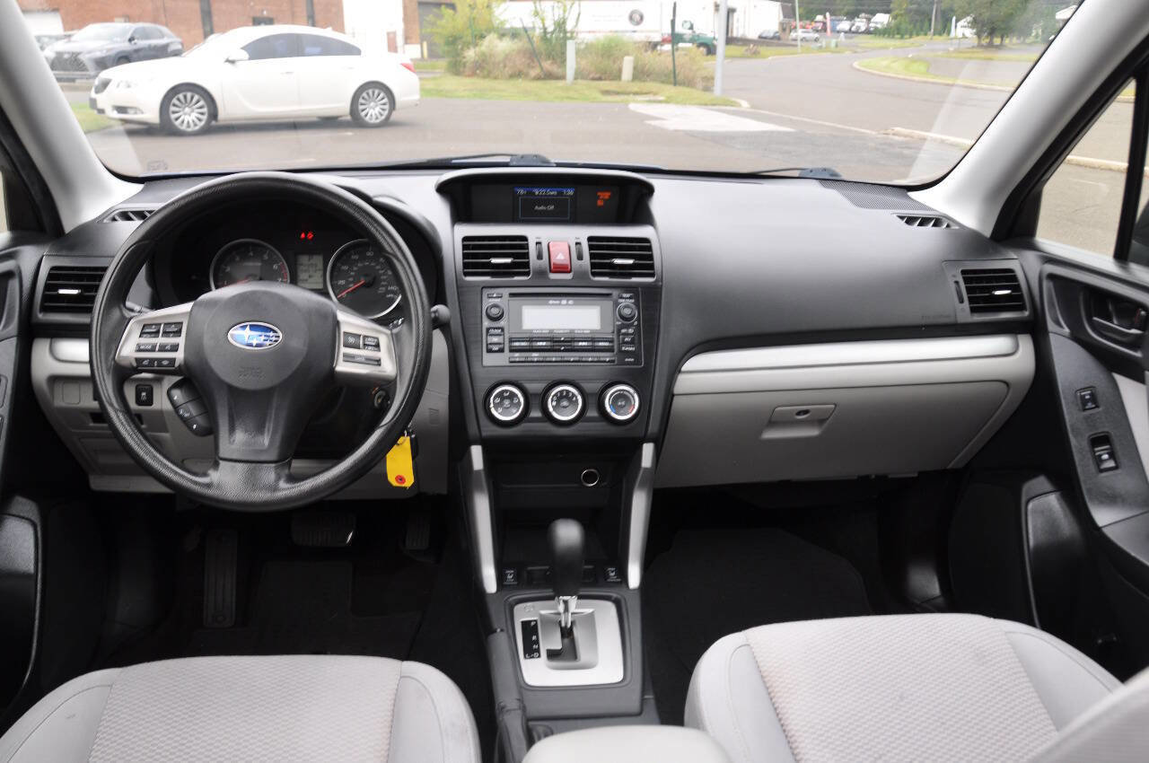 Used 2015 Subaru Forester 2.5i Premium w/ All-Weather Package image 31