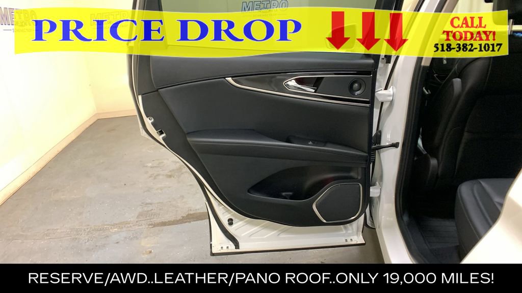 Used 2023 Lincoln Nautilus Reserve w/ Equipment Group 201A image 22