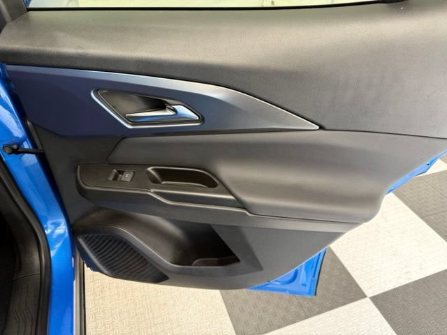 Used 2024 Chevrolet Equinox EV LT w/ LPO, Trailering Package FWD image 26