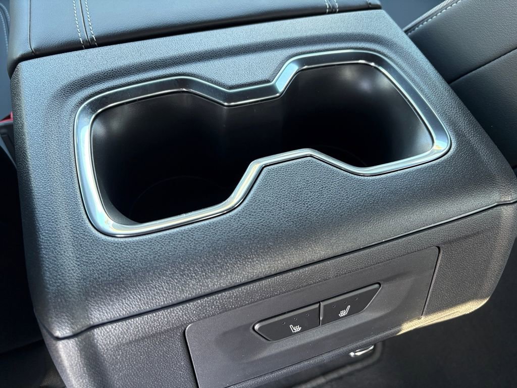 New 2025 Chevrolet Silverado EV LT image 11