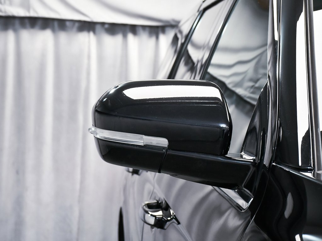 Used 2023 Ford Expedition Limited image 74