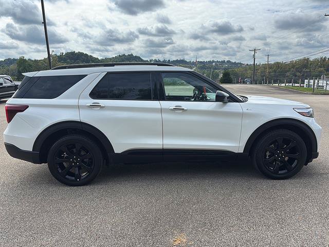 Certified 2024 Ford Explorer ST-Line w/ Class IV Trailer Tow Package AWD/4WD image 5