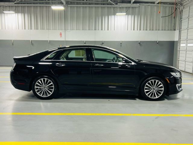 Used 2020 Lincoln MKZ AWD image 18