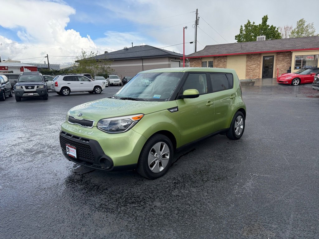 Used 2015 Kia Soul FWD image 2