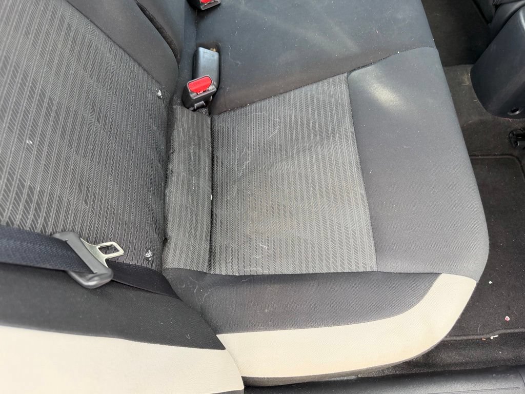 Used 2021 Nissan Versa SV FWD image 18