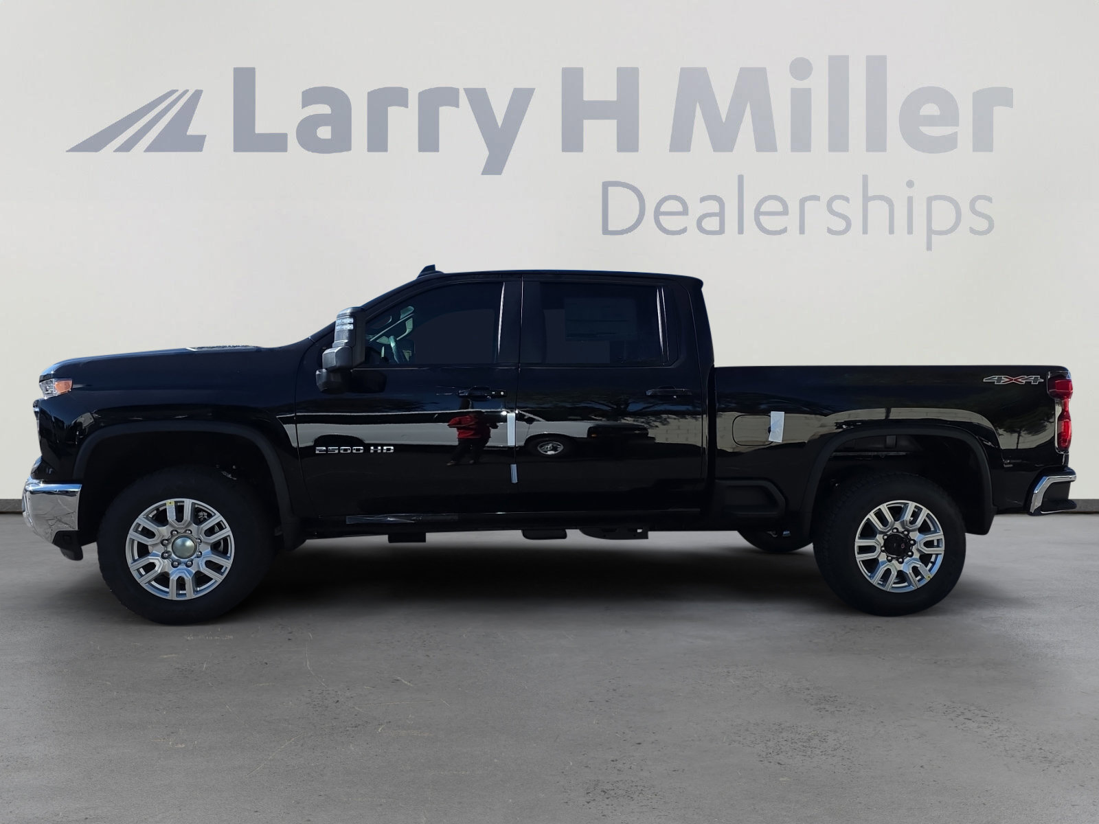 New 2026 Chevrolet Silverado 2500 LT image 2