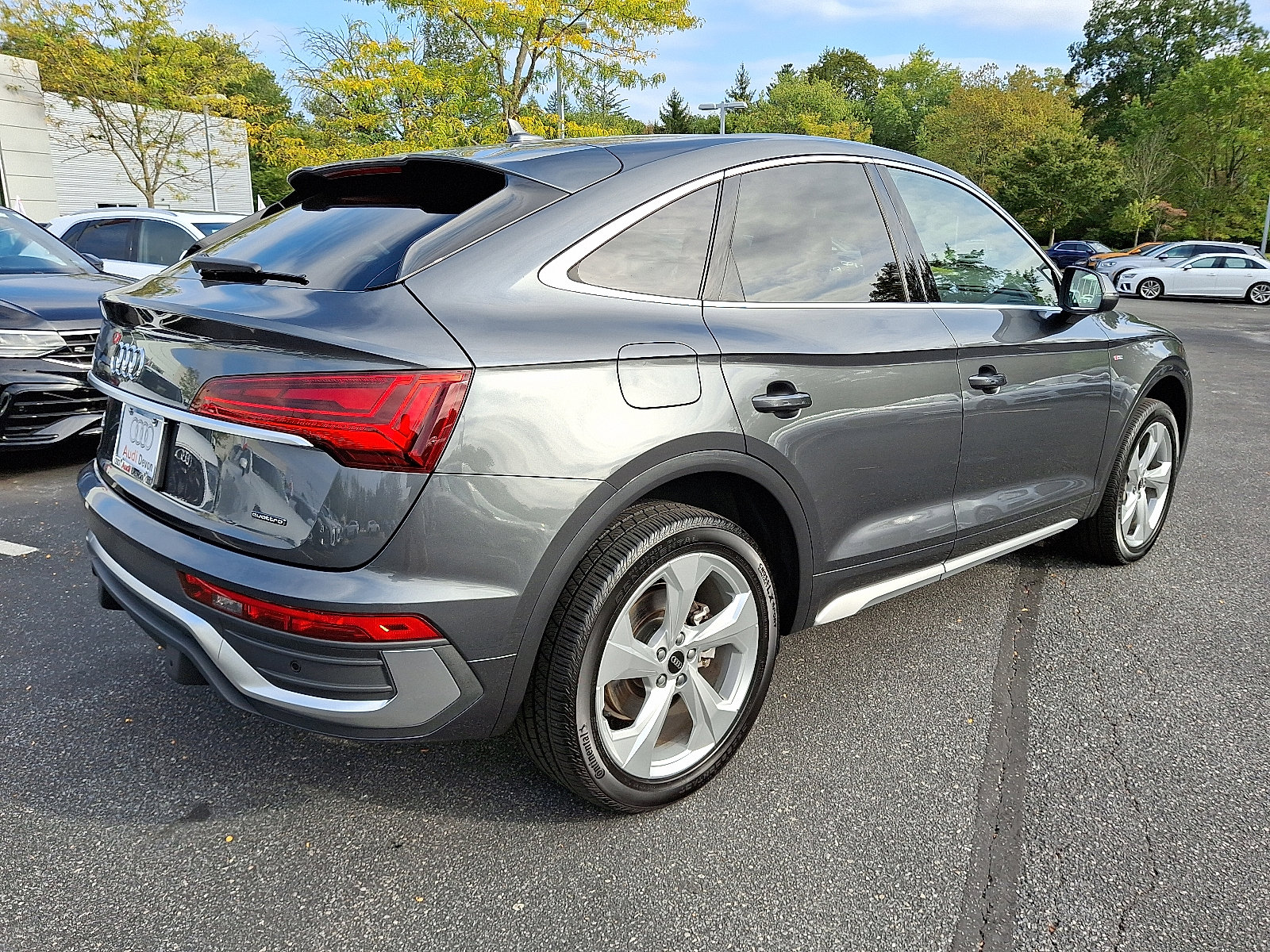 Certified 2025 Audi Q5 2.0T Premium Plus image 6
