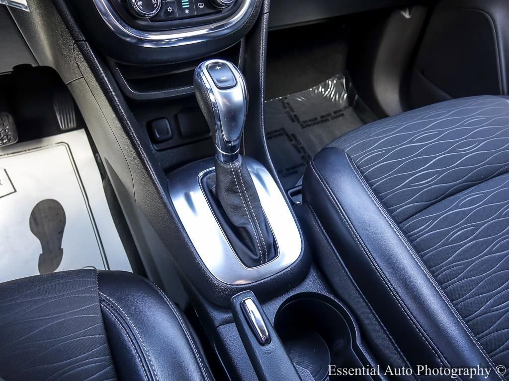 Used 2016 Buick Encore Convenience FWD image 19