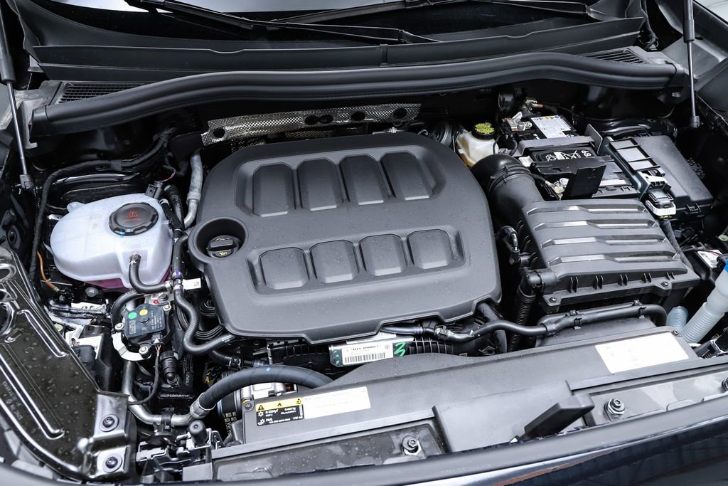 New 2026 Volkswagen Tiguan SE image 66