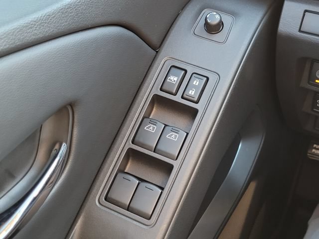 New 2026 Nissan Frontier SV w/ All-Weather Content Package AWD/4WD image 18