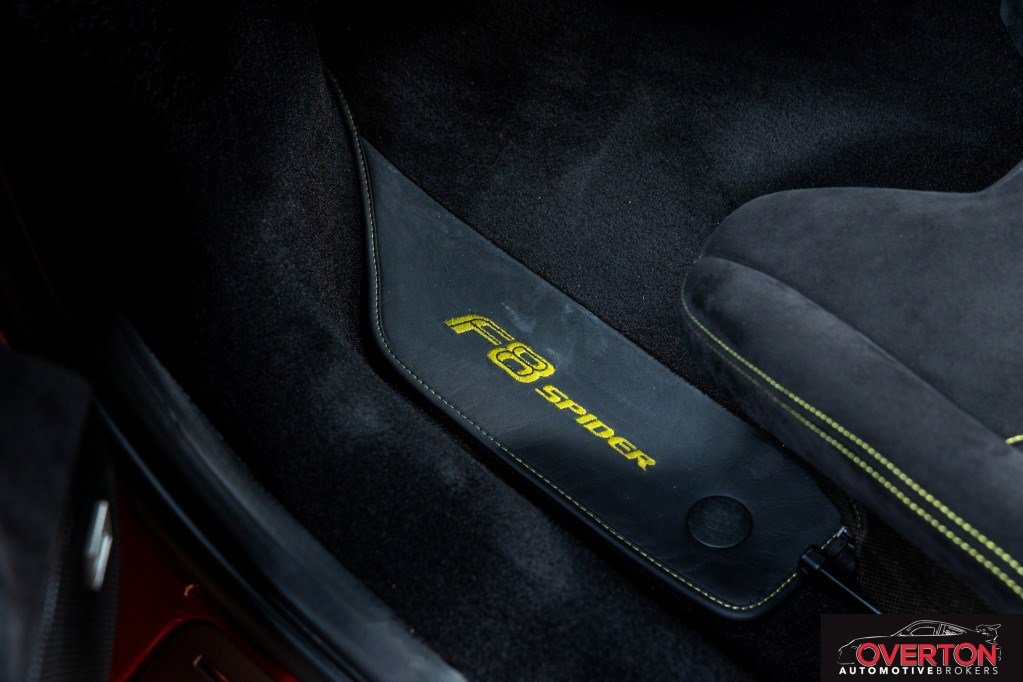 Used 2022 Ferrari F8 Tributo image 24