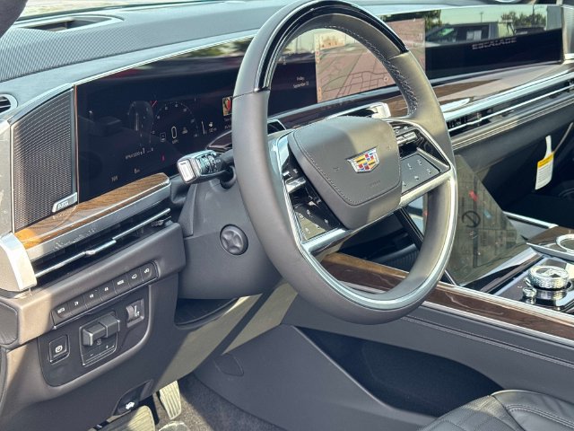 New 2026 Cadillac Escalade ESV Platinum Sport w/ LPO, ONYX Package AWD/4WD image 23