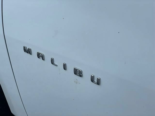 Used 2017 Chevrolet Malibu LS FWD image 25