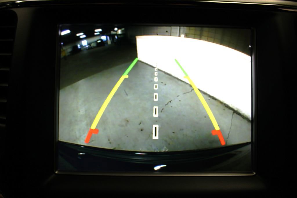 Used 2018 Jeep Grand Cherokee Altitude image 19