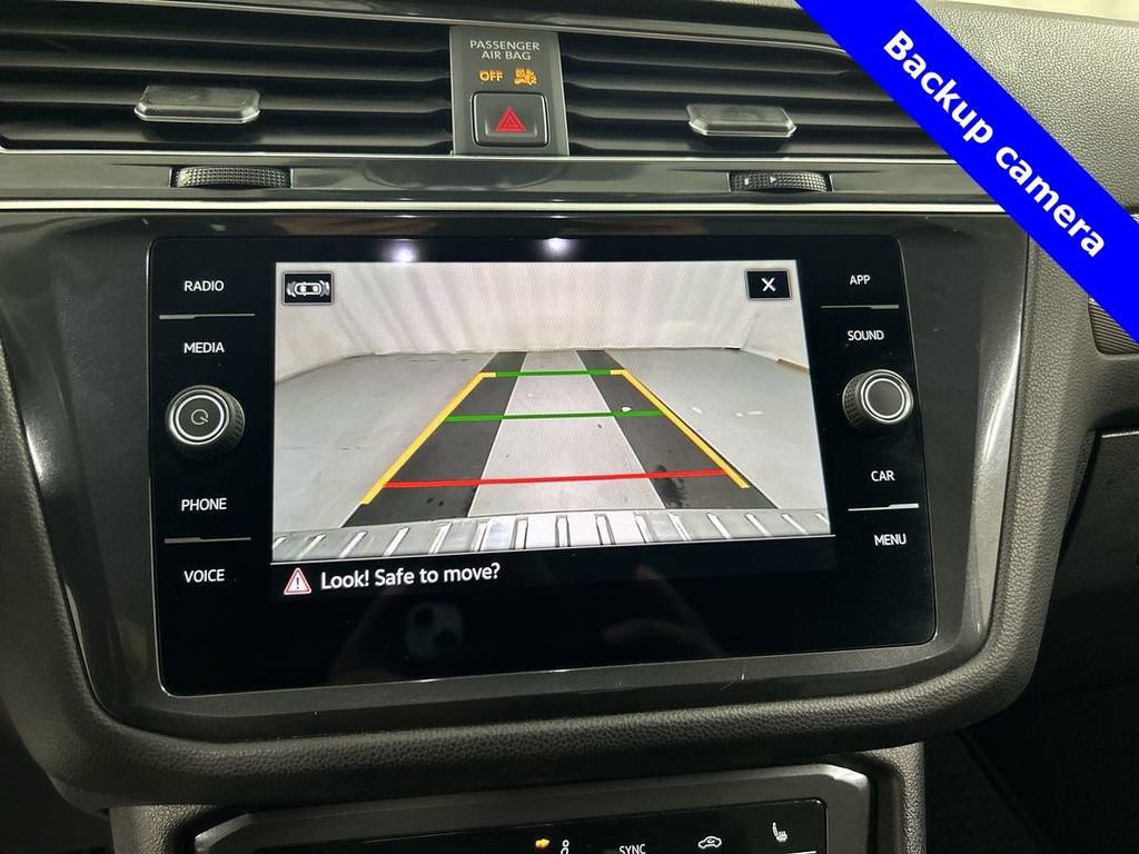 Certified 2022 Volkswagen Tiguan SE w/ Panoramic Sunroof Package image 21