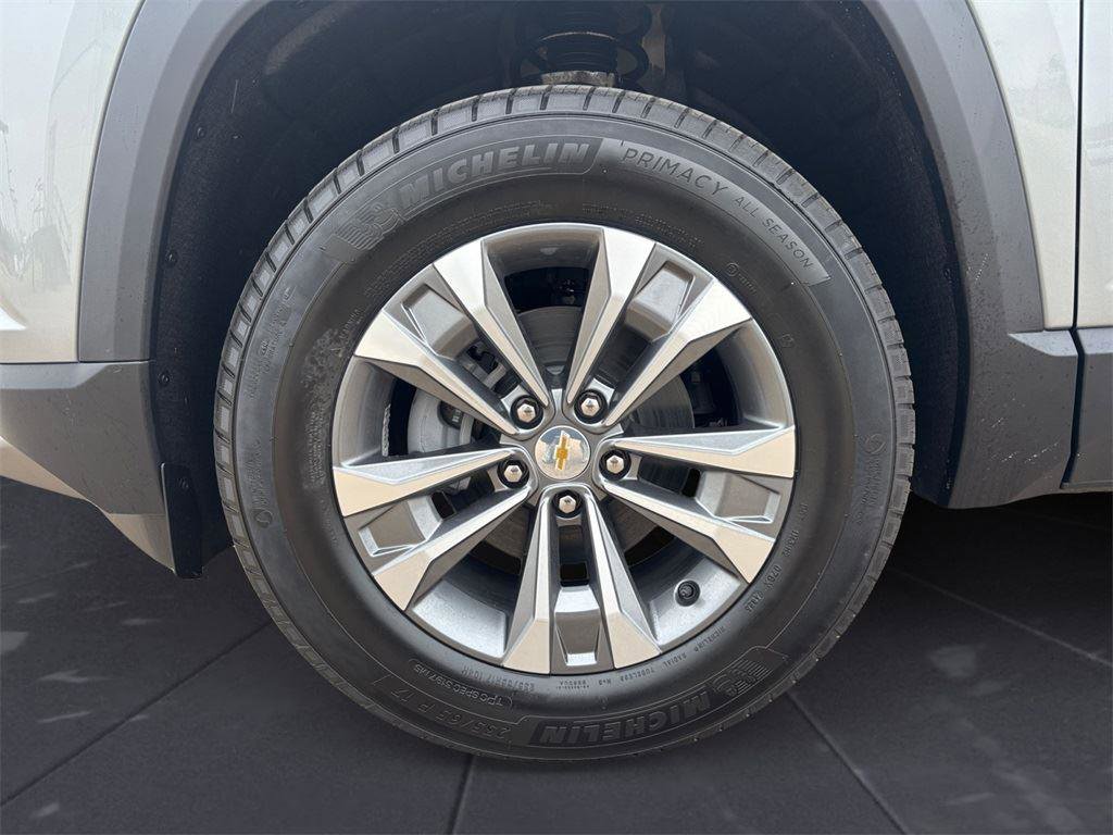 New 2026 Chevrolet Equinox LT w/ Safety and Technology Package image 14
