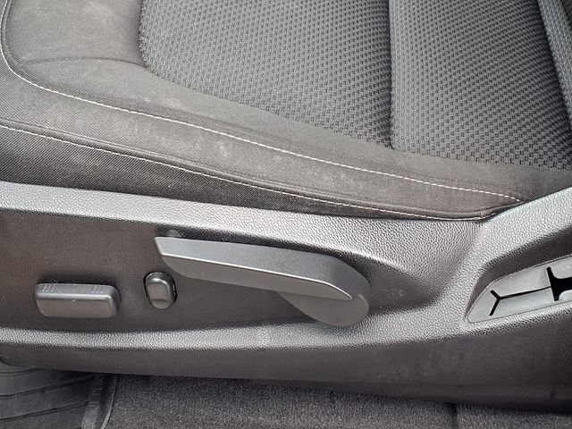 Used 2020 Chevrolet Colorado LT w/ LT Convenience Package image 4