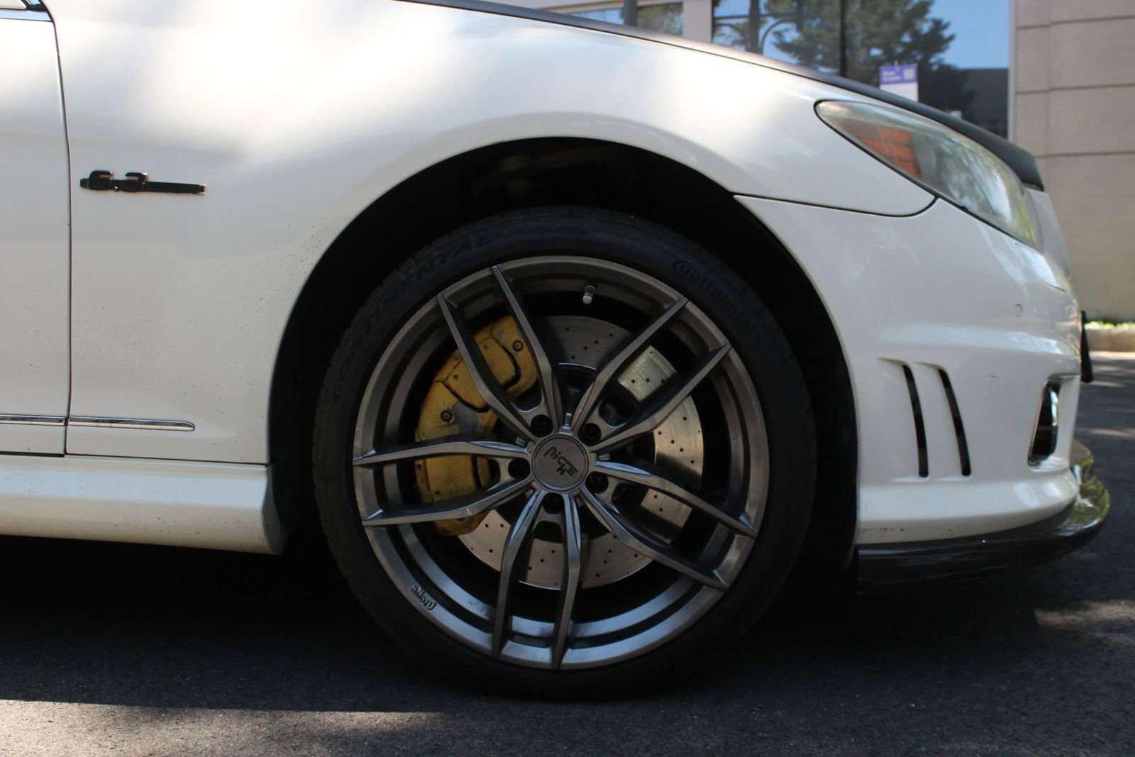 Used 2008 Mercedes-Benz CL 63 AMG image 4