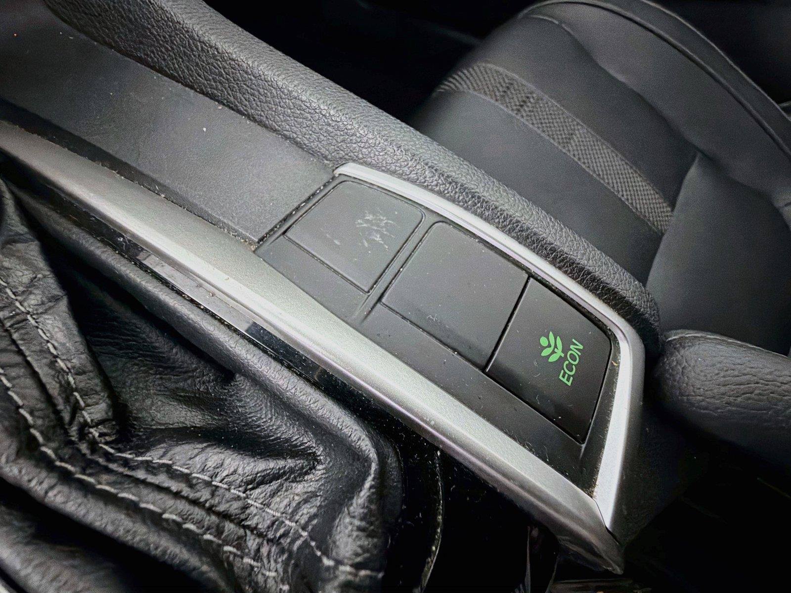 Used 2019 Honda Civic EX-L image 38