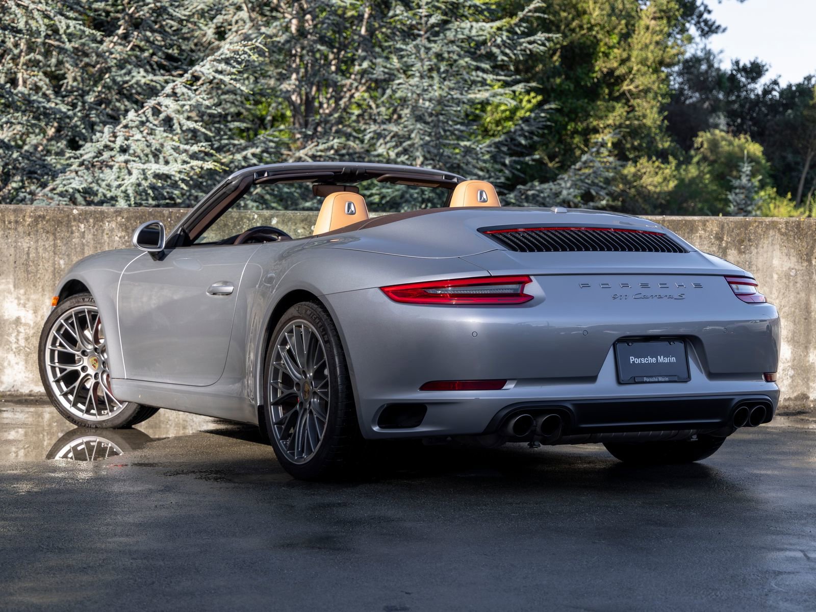 Certified 2019 Porsche 911 Carrera S RWD image 3