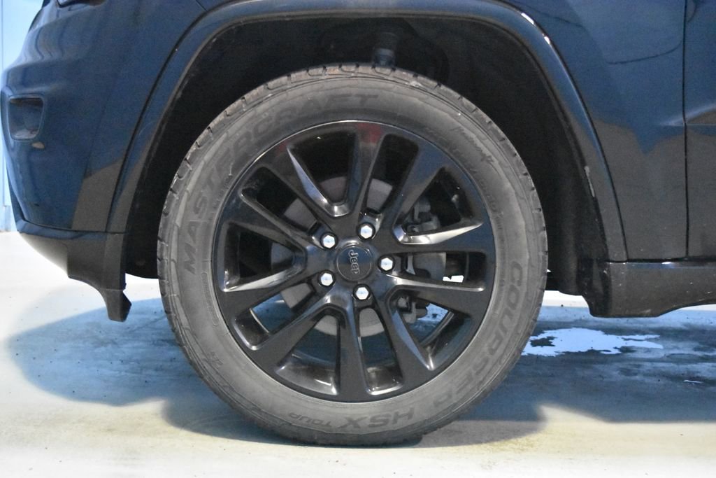 Used 2019 Jeep Grand Cherokee Altitude image 21