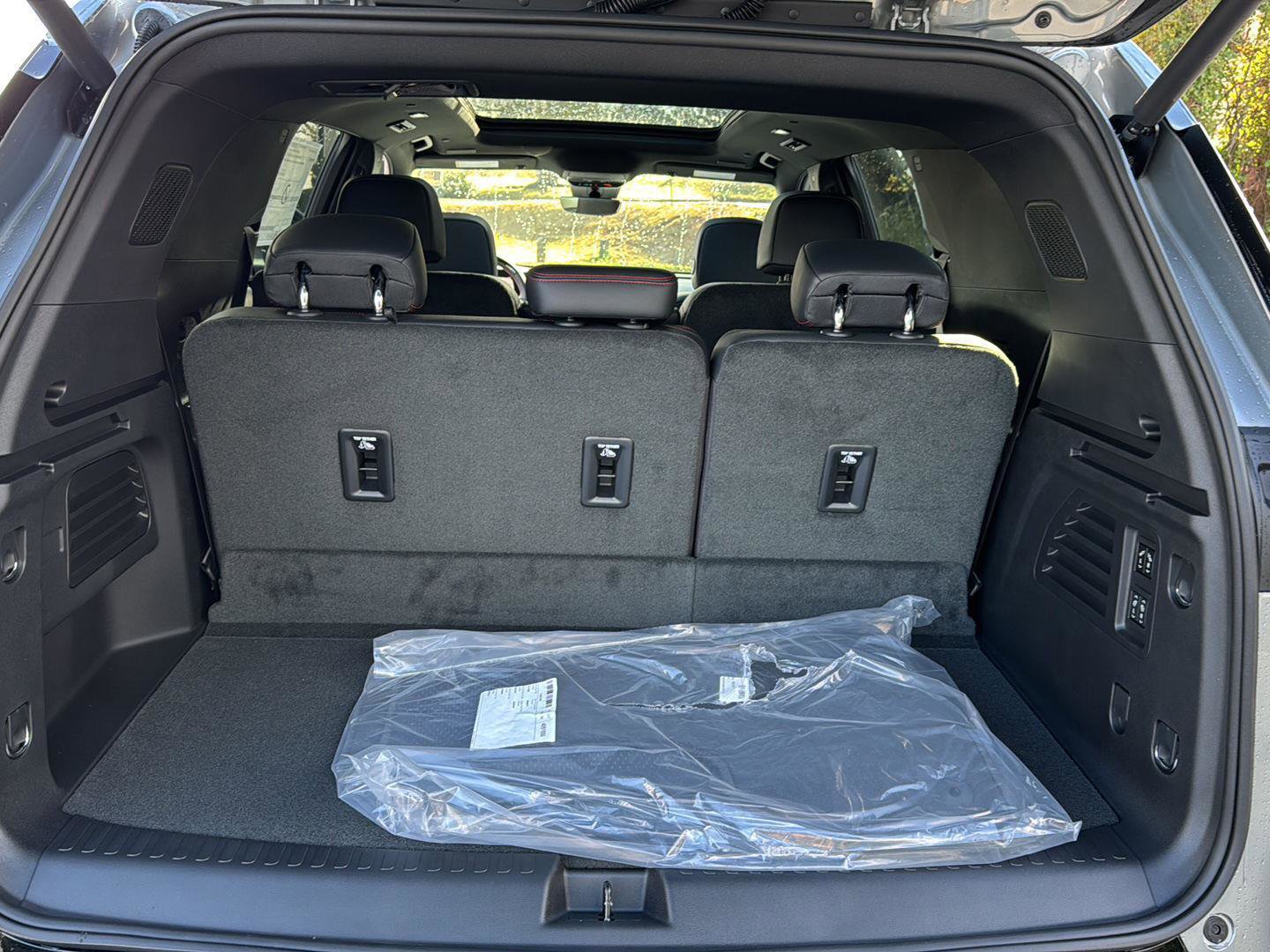 New 2026 Chevrolet Traverse RS image 30