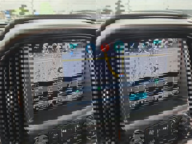 Used 2018 Chevrolet Colorado ZR2 image 18