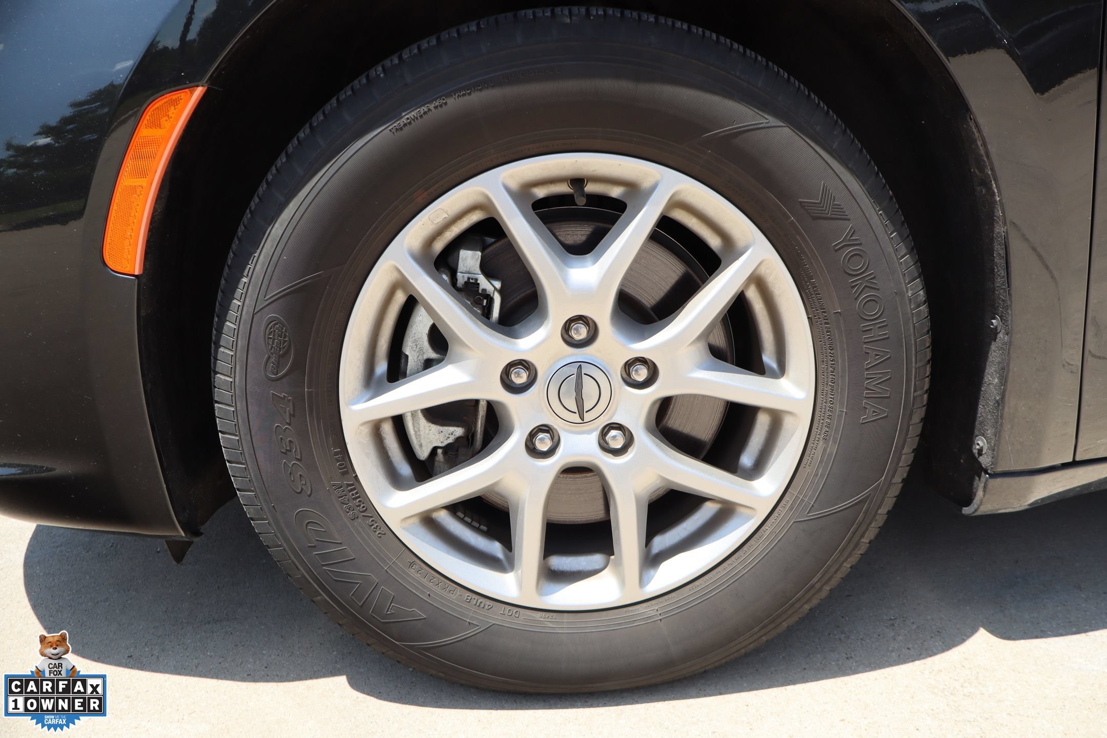 Used 2023 Chrysler Pacifica Touring-L FWD image 10
