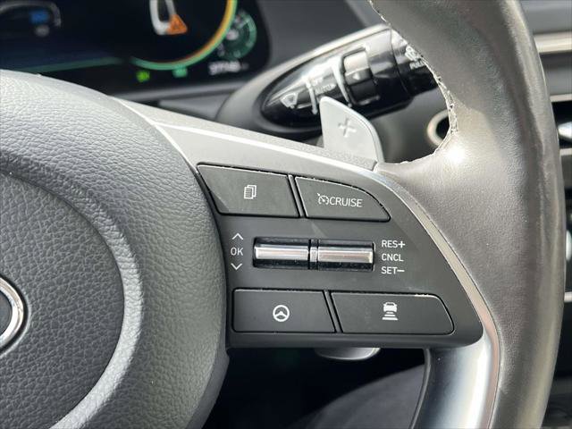 Used 2022 Hyundai Sonata Limited w/ Cargo Package FWD image 22