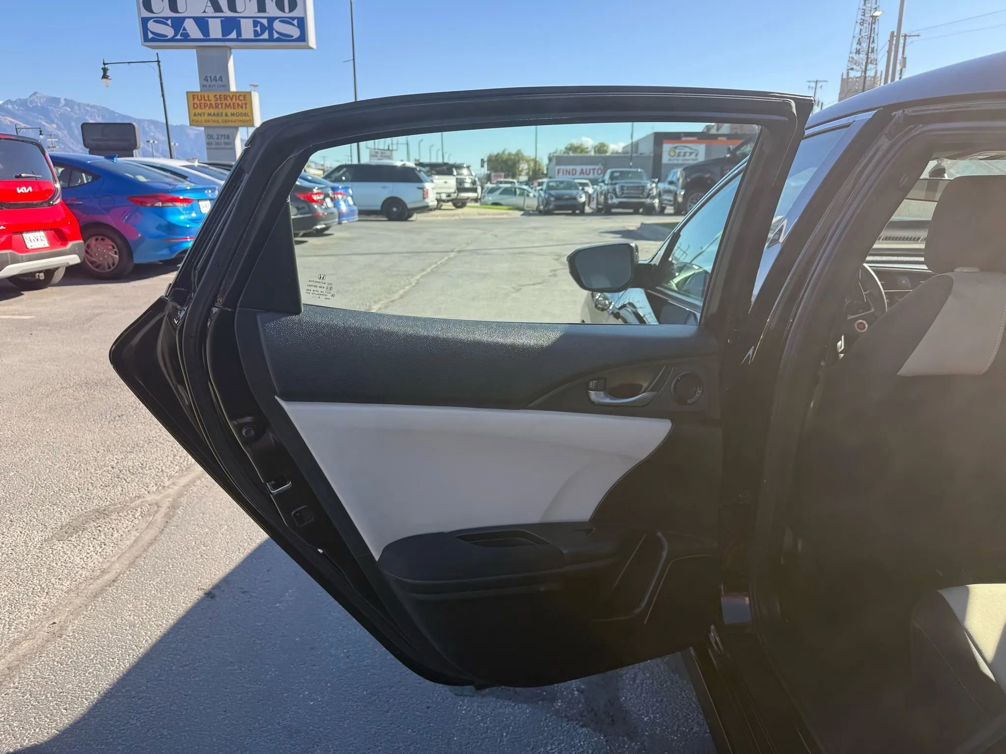 Used 2018 Honda Civic EX image 24